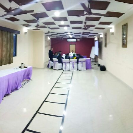 Hotel The Majestic Hyderabad Exterior foto